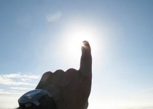 El Sol No Se Tapa Con Un Dedo
