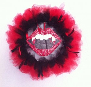 On The Cheap: Do-It-Yourself Halloween Wreath