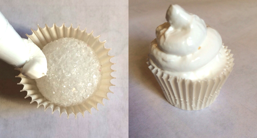 Decoden Cupcake Necklace