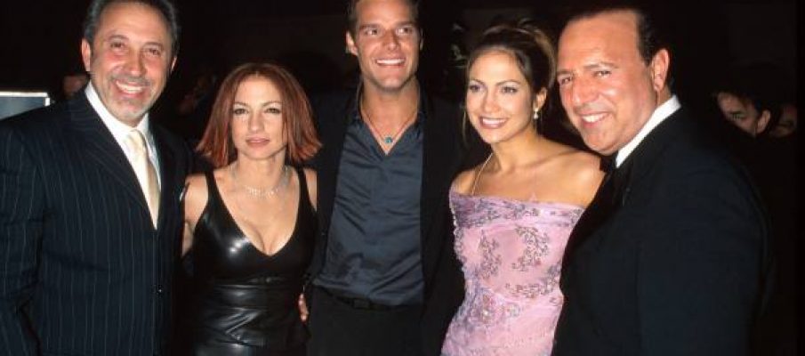 gloria estefan tommy mottola jennifer lopez jennifer lopez 23709256 600 403