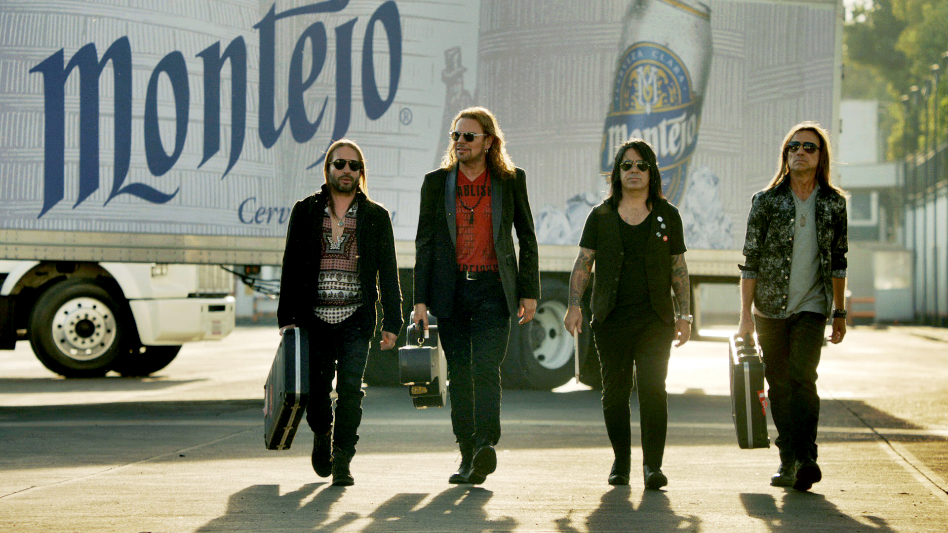 Mexican rockers & Mexican beer